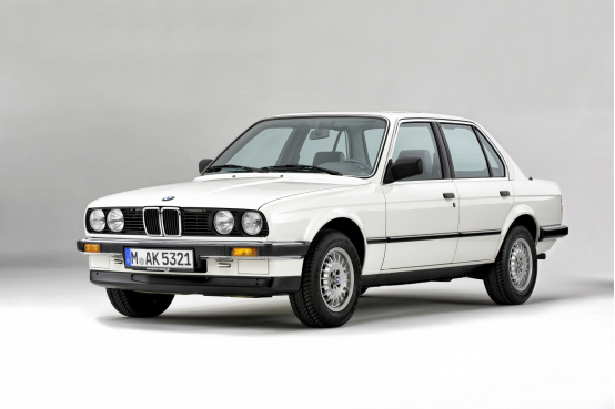 全新BMW 3系上市/起售价31.39万元 或将重新定义“运动豪华”