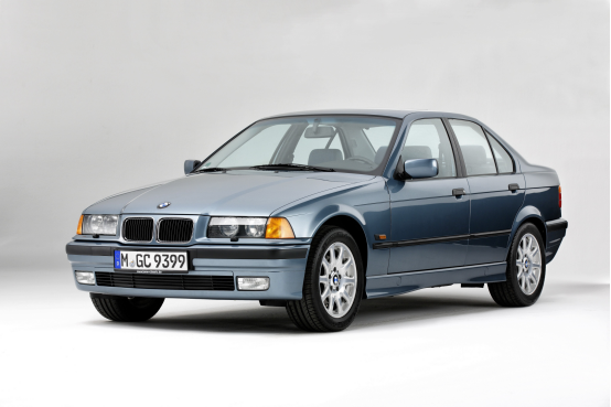 全新BMW 3系上市/起售价31.39万元 或将重新定义“运动豪华”
