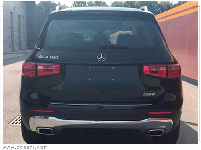奔驰GLB入门版,奔驰GLB售价，凯迪拉克XT4