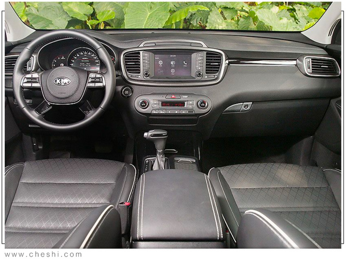 起亚索兰托插混版/油电版曝光！今年年内推出