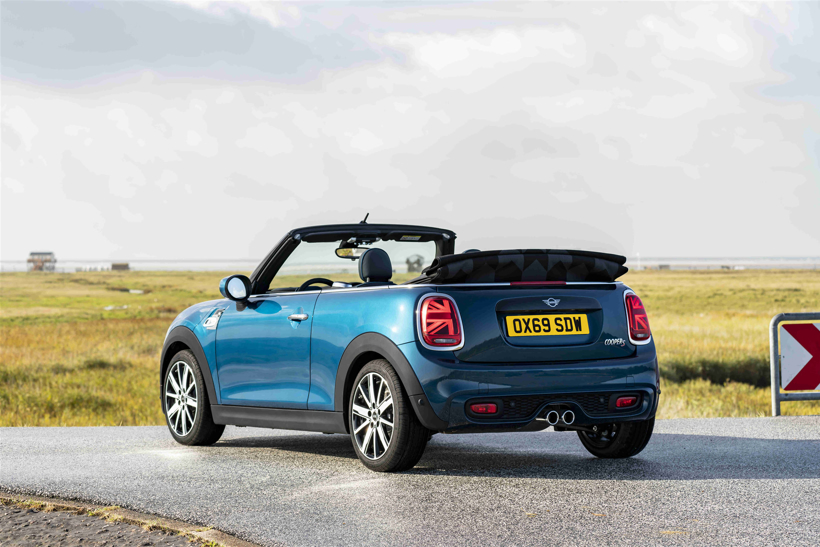 新MINI CABRIO Sidewalk限量版即将亮相