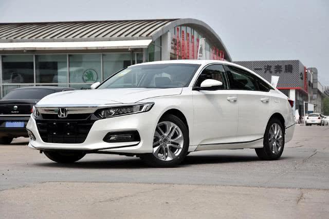 雅阁，凯美瑞，日系中型车