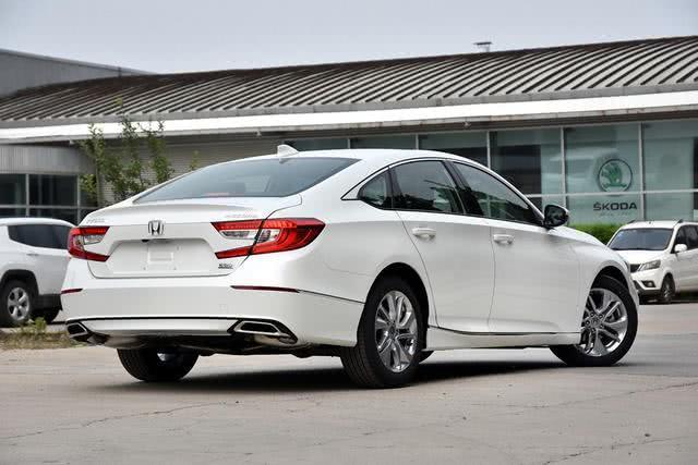 雅阁，凯美瑞，日系中型车