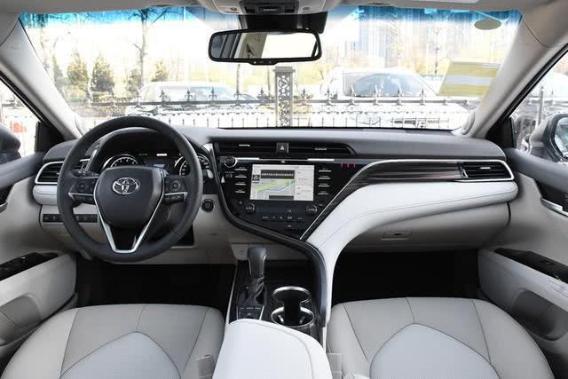 雅阁，凯美瑞，日系中型车