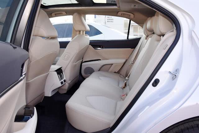 雅阁，凯美瑞，日系中型车