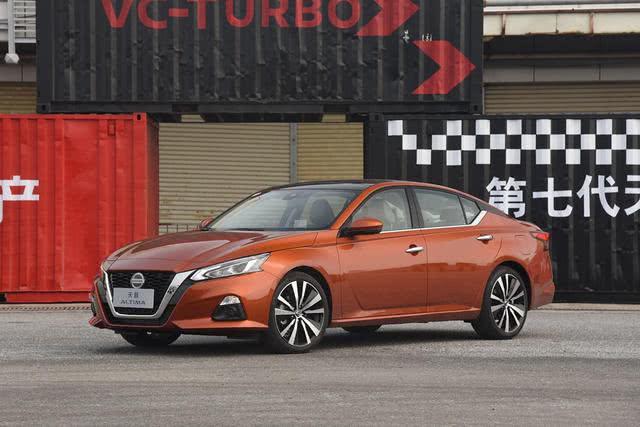 雅阁，凯美瑞，日系中型车