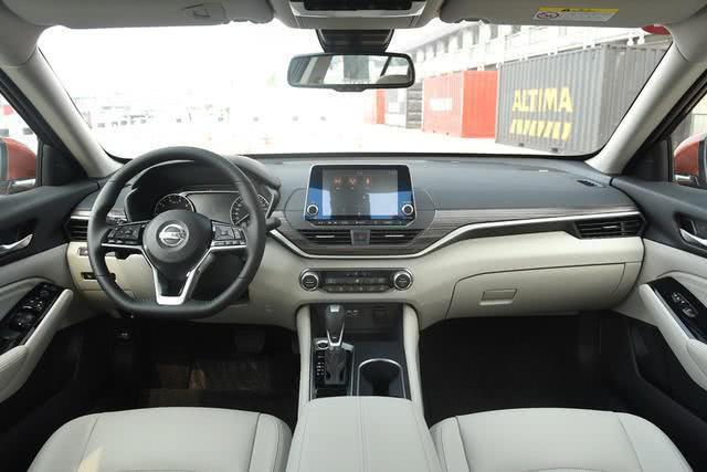 雅阁，凯美瑞，日系中型车