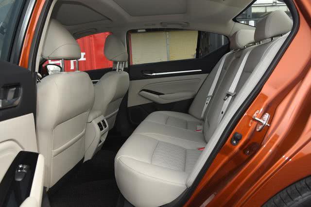 雅阁，凯美瑞，日系中型车