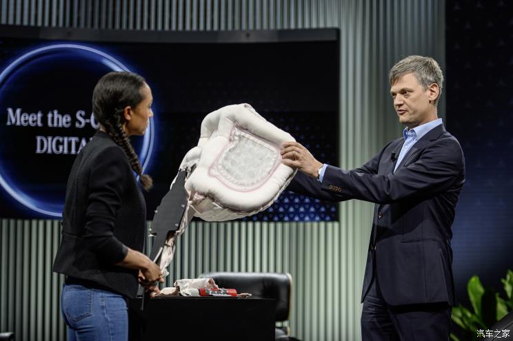 满身黑科技 全新奔驰S级安全配置发布