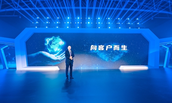 东风轻型车发布“一剑双星” 开启智慧物流新时代