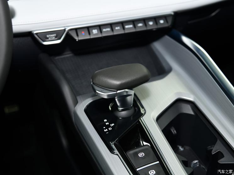 吉利汽车 星瑞 2020款 2.0T 基本型