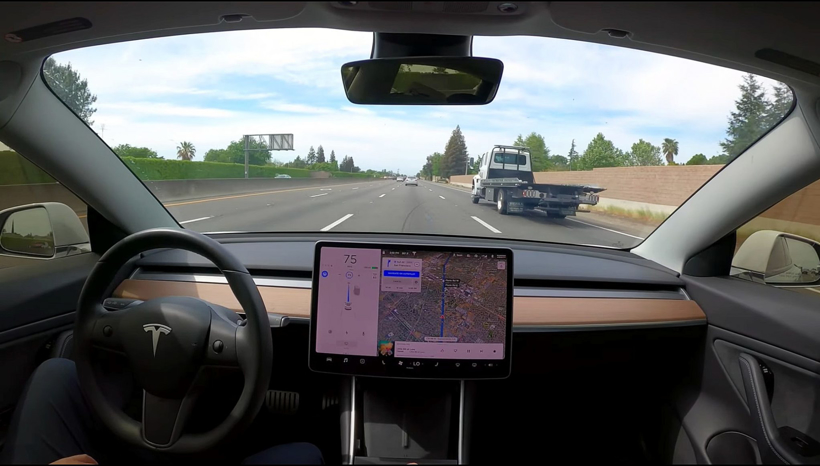 tesla-navigate-on-autopilot-fast-lane-2048x1162.jpg