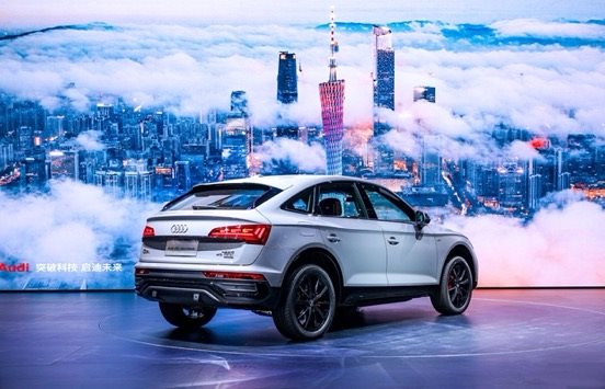 胆敢野！奥迪Q5L Sportback诠释不止于豪华的轿跑型格