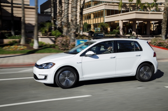 9222-2019eGolf.jpg