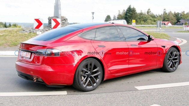 特斯拉Model S Plaid纽伯格林北圈赛道挑战不可能