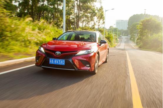 开得快有啥用，帅才是最重要 20万内就它颜值最高