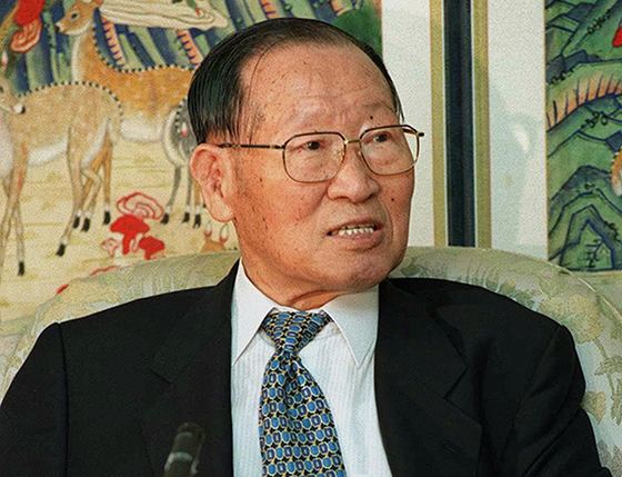 现代汽车创始人郑周永竟然靠日系车打开美国市场?
