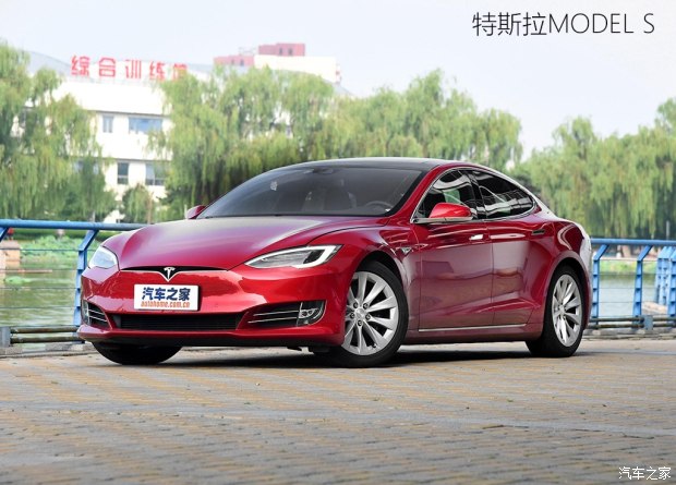 奔驰定速巡航失效,奔驰高速狂奔