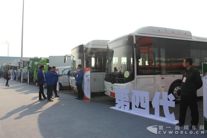 销售收入突破2000亿元 陕汽控股发布2035战略规划