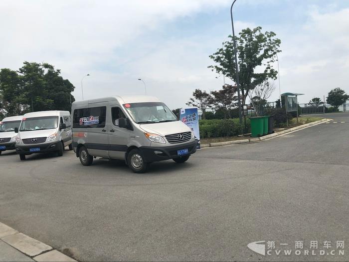 江淮上半年成绩单 轻卡销11万辆 出口增长12%