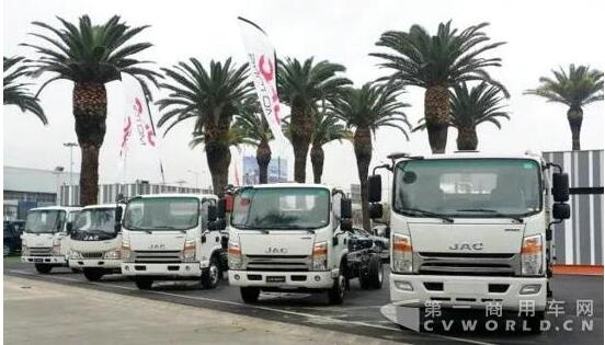 东风、解放、重汽、陕汽暗自较劲儿 上半年卡车出口有望持续增长