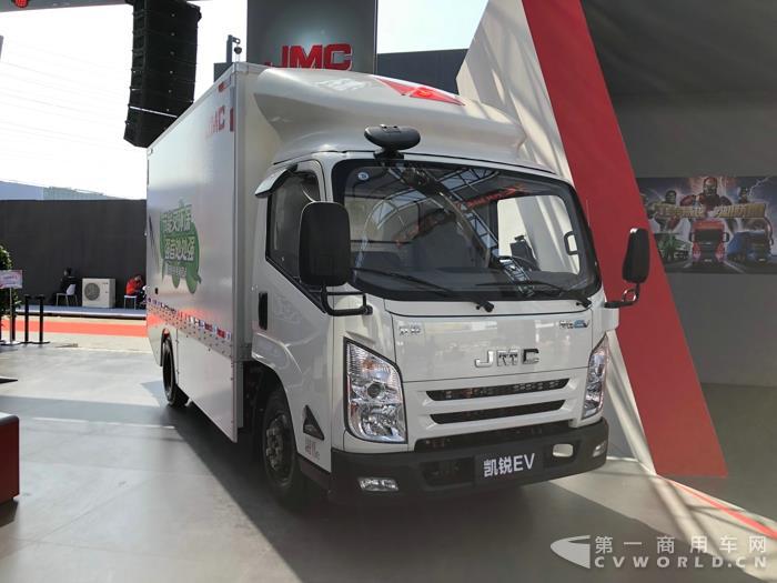 江铃、欧马可和跃进等争相推新品 这一细分领域为何被主机厂看好？