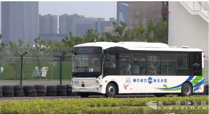 海格无人驾驶客车实现量产 年底上路