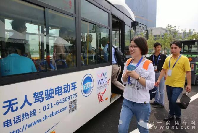 海格无人驾驶客车实现量产 年底上路