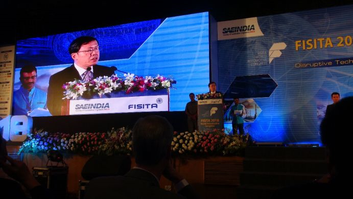 赵福全正式接任世界汽车工程师学会联合会（FISITA）主席