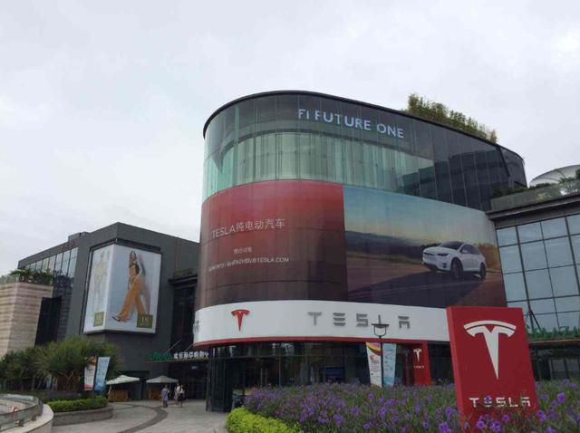 增至20个展厅提高竞争力,极星交付年动作频频,能赢特斯拉吗?