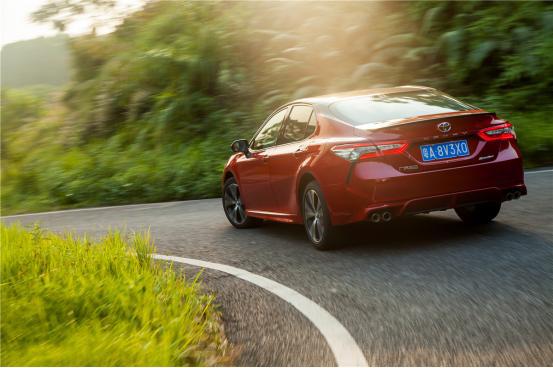 开得快有啥用，帅才是最重要 20万内就它颜值最高