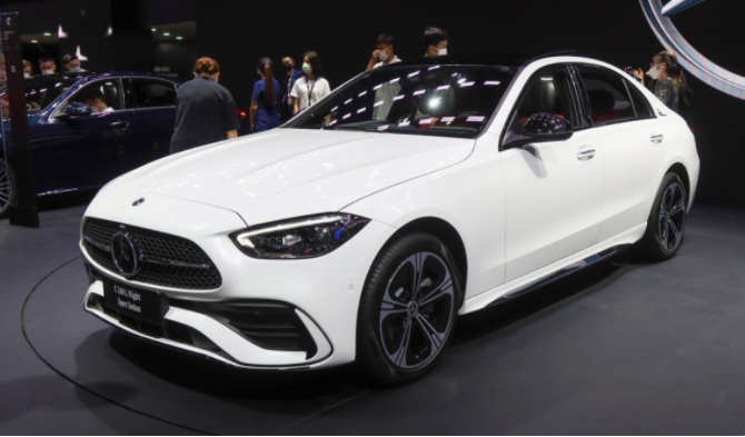 3大全新“二线豪车”来袭,个个都有“看点”,谁比BBA更香?
