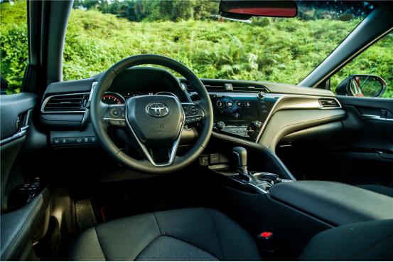 开得快有啥用，帅才是最重要 20万内就它颜值最高