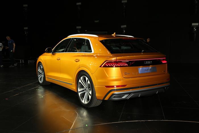 奥迪Q8全球首发,奥迪纯电动车