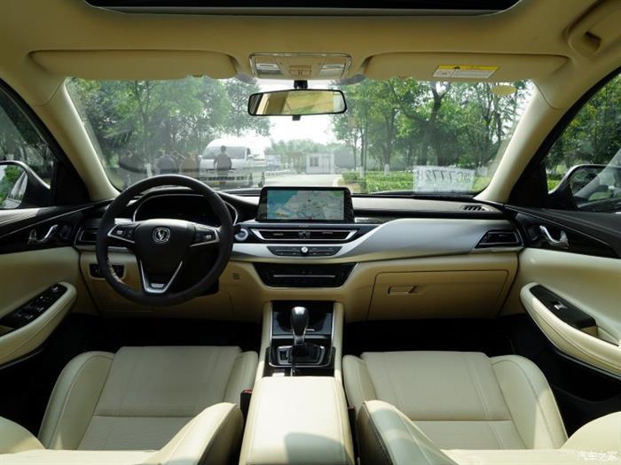 新款睿骋CC车型上市,长安新车型，新款睿骋CC车型售价区间