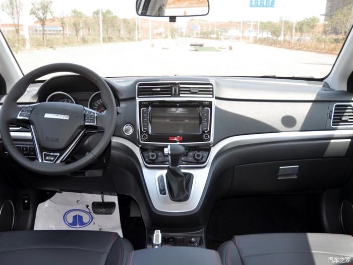 长城哈弗M6,长城哈弗M6官方调价，长城哈弗M6下调2.40万元