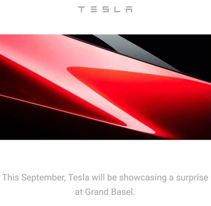 特斯拉新Roadster,特斯拉新Roadster量产版，特斯拉新Roadster量产版本月中旬发布