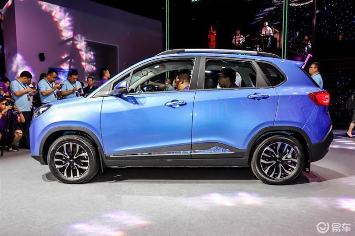 新车，哪吒N01新车上市