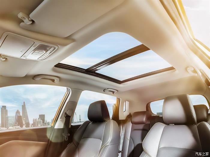 新车，新款长安CS15