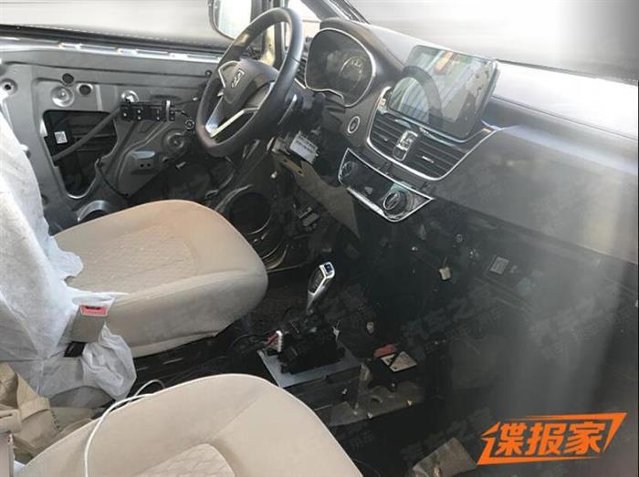 新车，宝骏新MPV谍照,宝骏新车型，宝骏新MPV动力