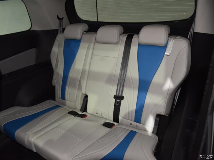 上汽大通G50上市,上汽大通G50首发款价格，广州车展