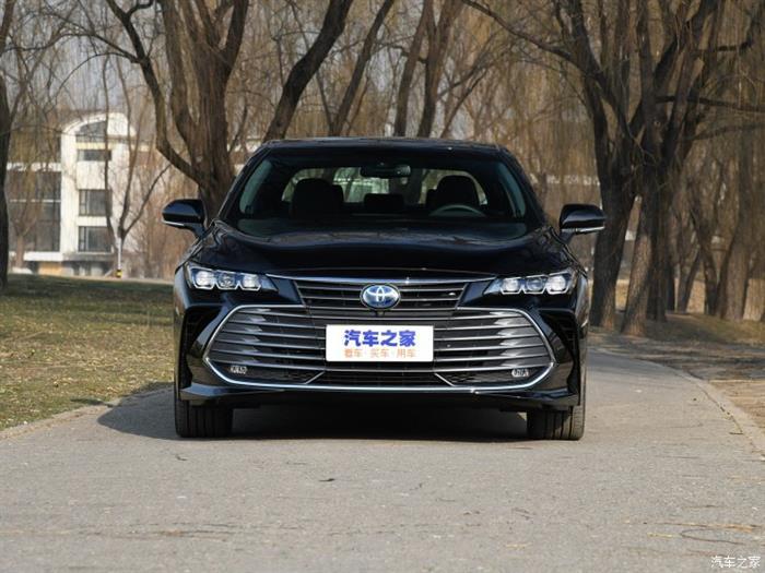 一汽丰田，一汽丰田亚洲龙燃油版,一汽丰田亚洲龙燃油版售价，亚洲龙混动版售价