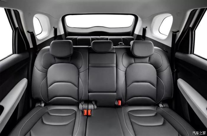 宝骏530 7座版上市,宝骏530售价，宝骏530外观内饰