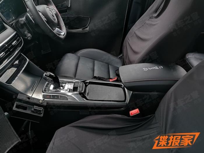 名爵HS中期车型