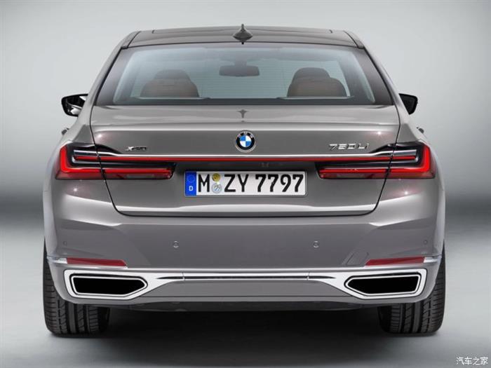 新款宝马7系内饰
