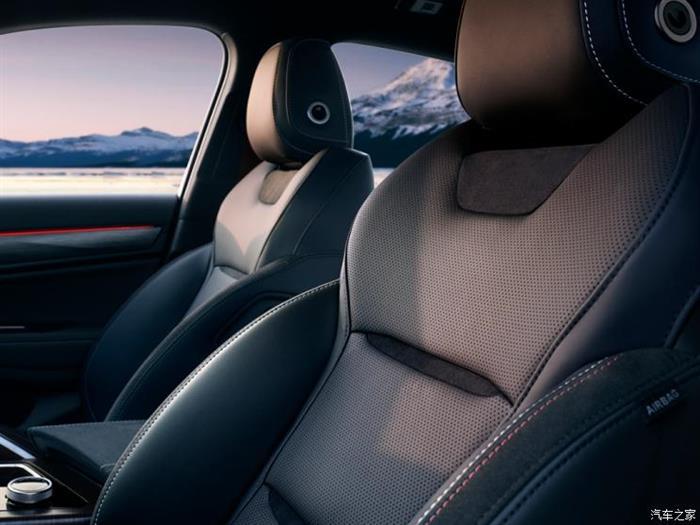 吉利FY11路试谍照