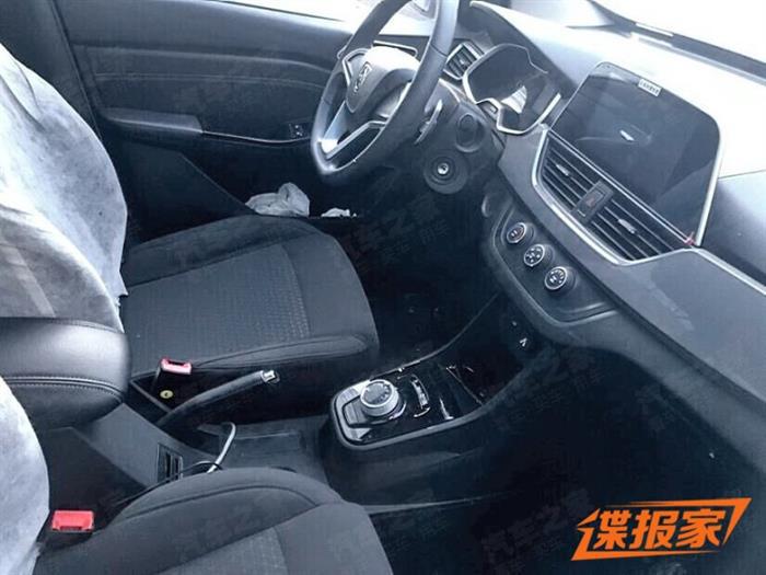 新车，新款宝骏310,新款宝骏310谍照