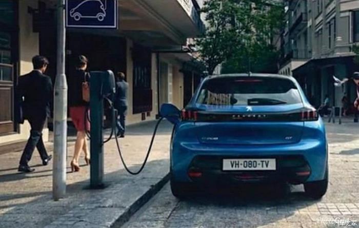 新车，全新标致208官图