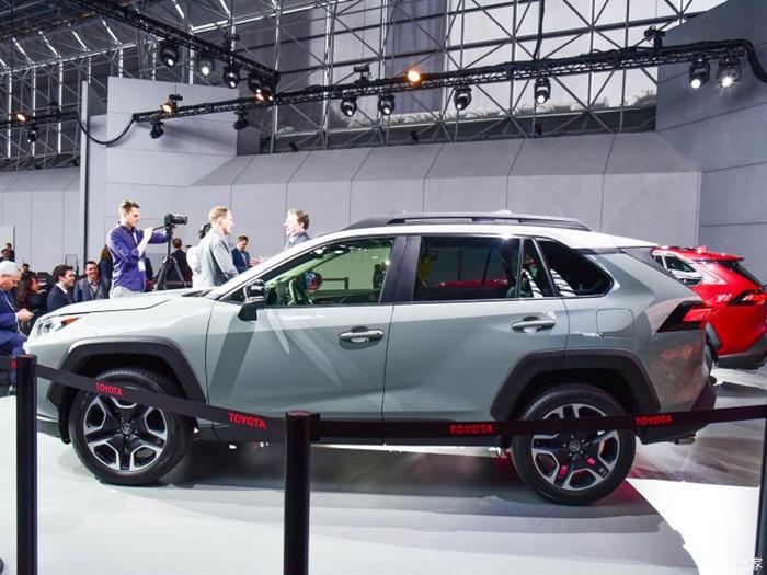 新车，丰田全新RAV4荣放,丰田上海车展阵容