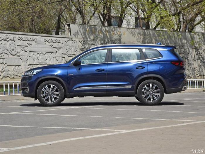 新车，新款瑞虎8